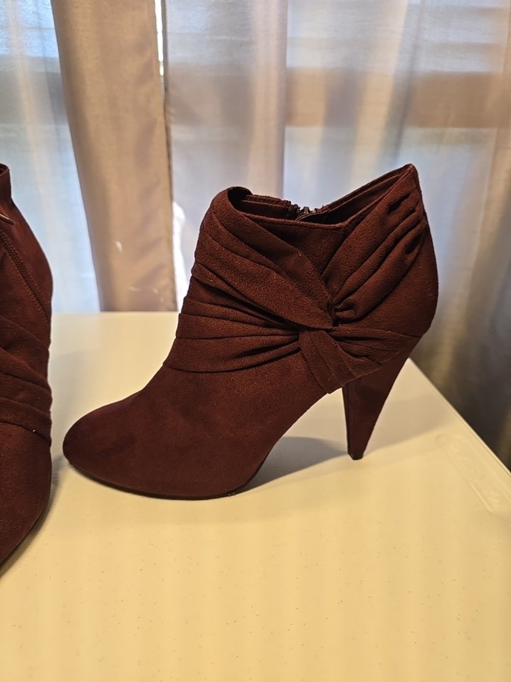 Women's Knot-Detail Suede Ankle Booties in Maroon Size 10